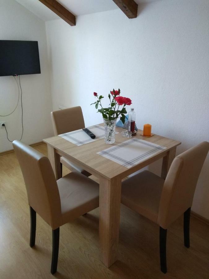 Apartments Aida Bihać Εξωτερικό φωτογραφία